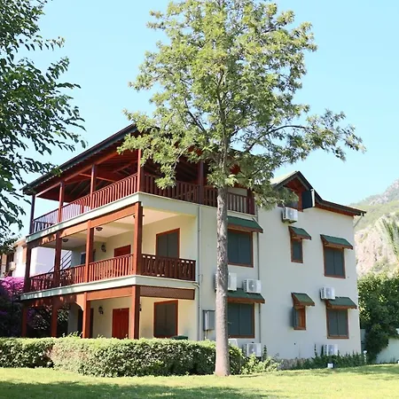 Hotel Pinea *